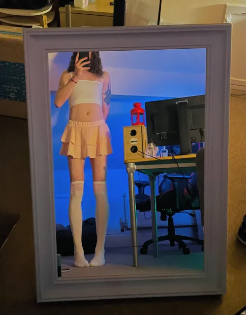 Thumbnail Colorful Discoveries in Wardrobe: FemFrankie's Changing Style as a femboy