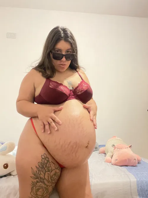 Thumbnail Celebrating Pregnancy Progress with Kenia_brown27 in Explicit Detail