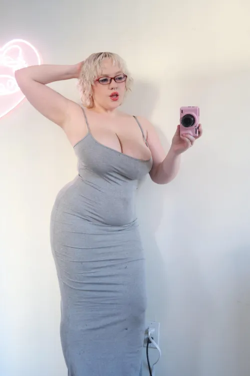 Thumbnail bunnygirlxox Bares All: Inviting You to Rip Her Body On in curvy