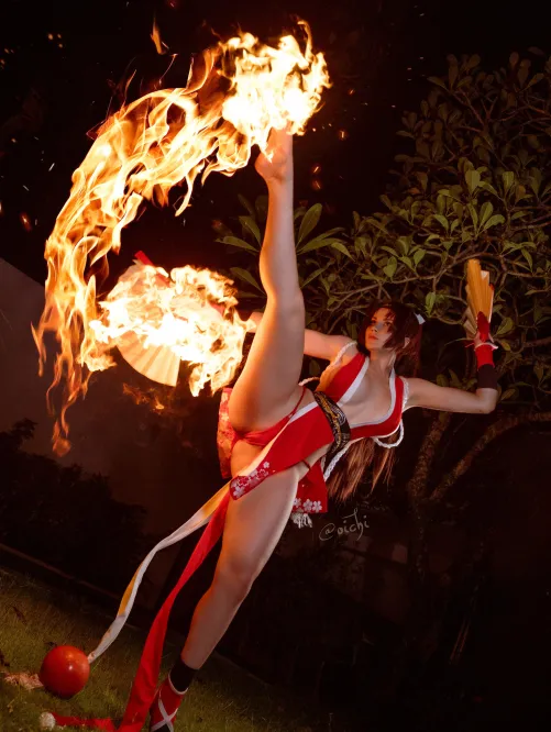 Thumbnail Mai Shiranui Cosplay by oichicocosplay | A_MASSIVE_PERVERT