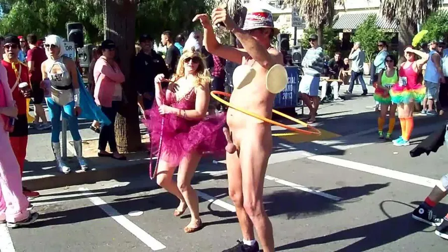 Thumbnail Phlegmaticon Explores Bay to Breakers Event in CFNM and Tortillas - Insider Scoop