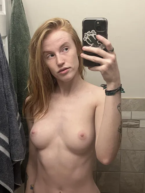 Thumbnail Post-Shower Elegance: PaytenPeachy's Alluring Display on Boobs