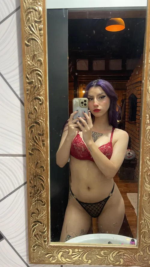 Thumbnail Sensual Reveal: MirrorSelfie by Ana69Banana