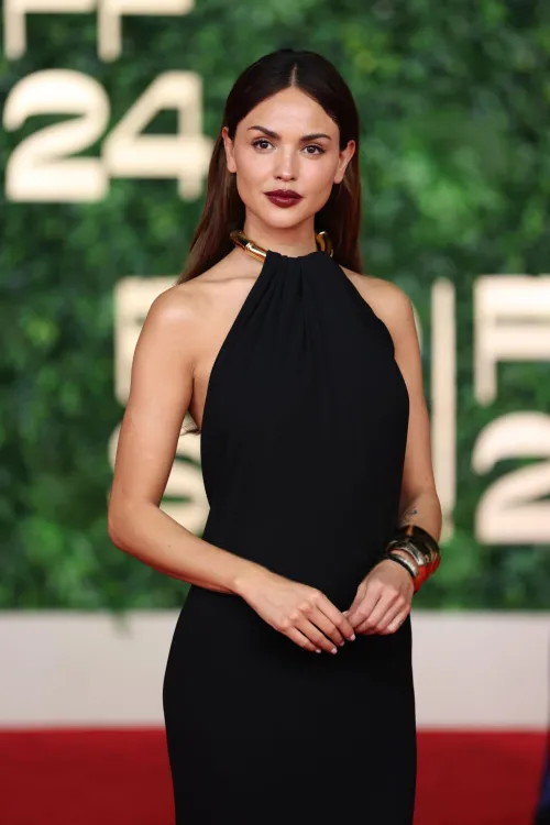 Thumbnail JustAnEUGirl's Glimpse of Eiza Gonzalez's Charm - gentlemanboners