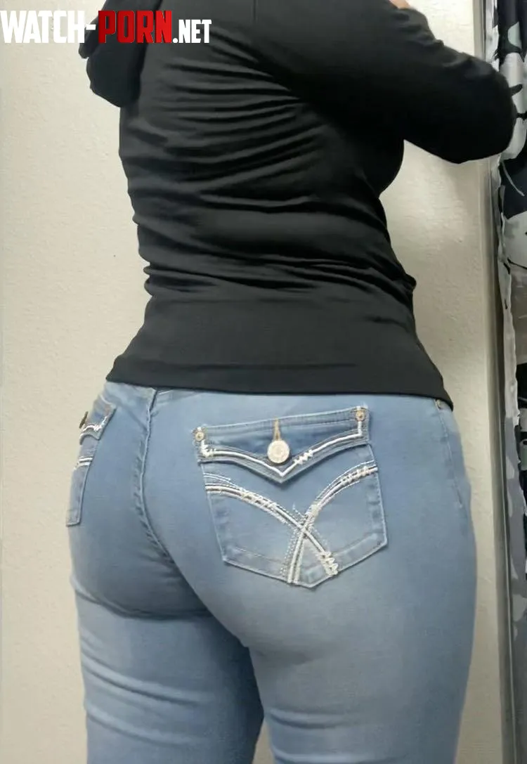 Some tight jeans on a tight Latina by KillerKatKlub