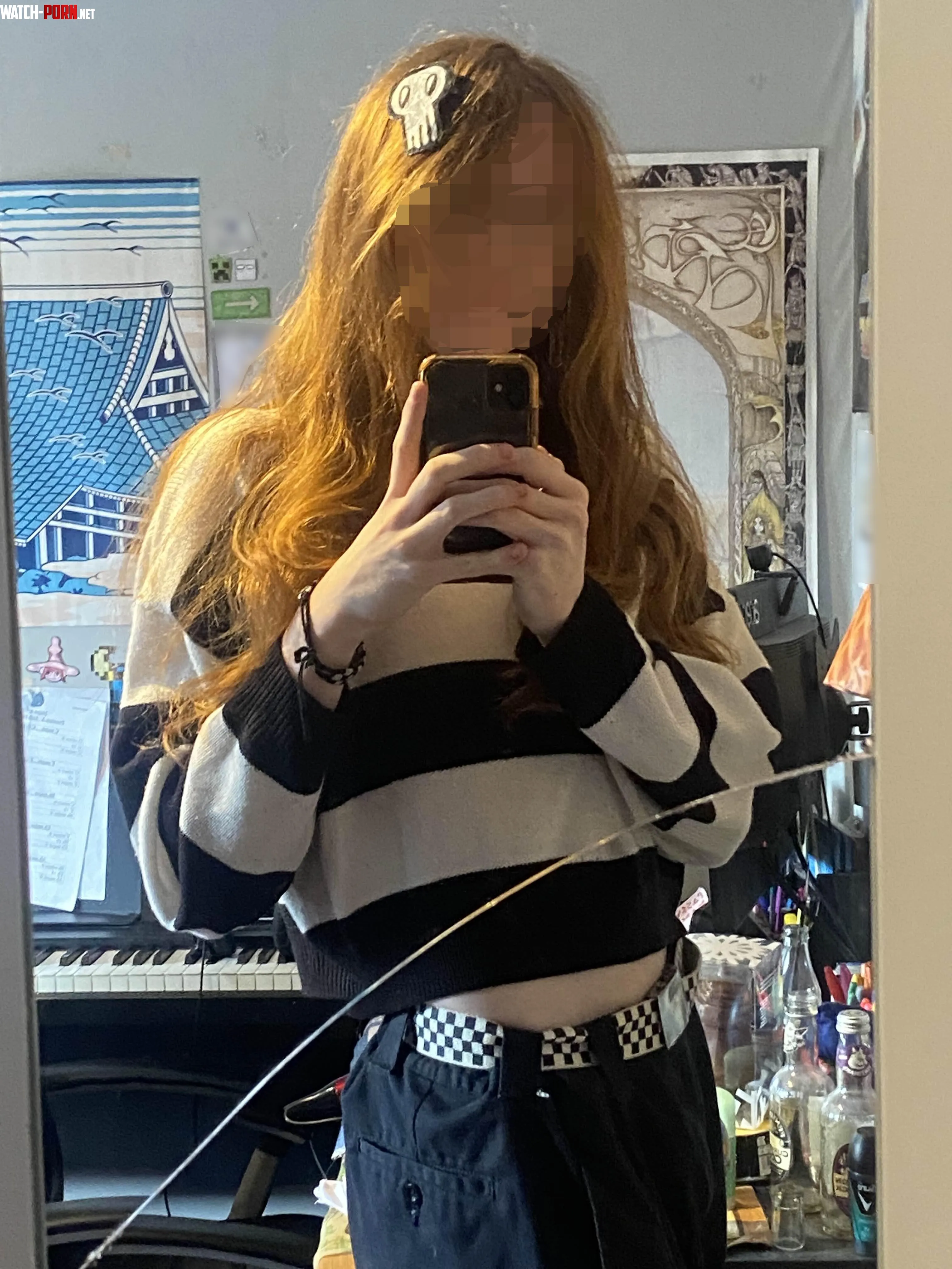 Dressed up to a cafe today and felt cute  by fingamouse