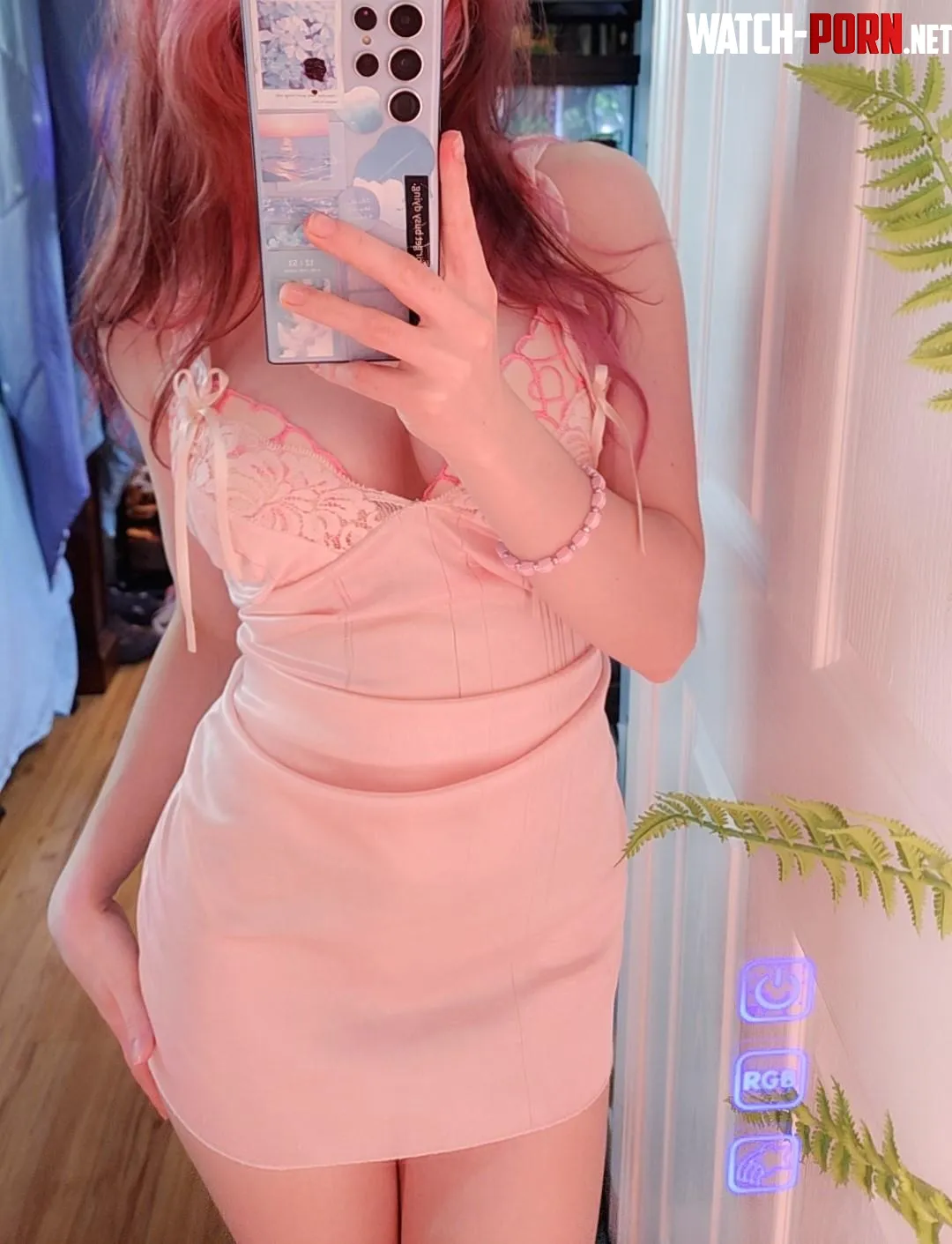 is this dress a little too tight or just right by jjadeybugg