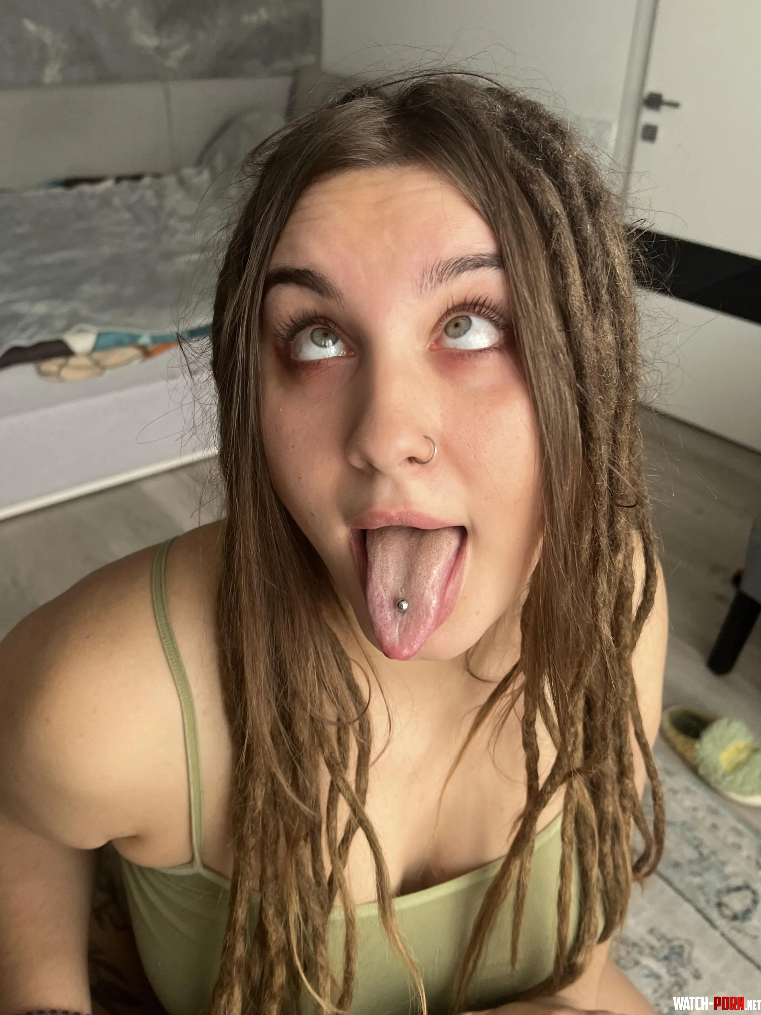 Im just a horny slut doing ahegao by QueneNanrace