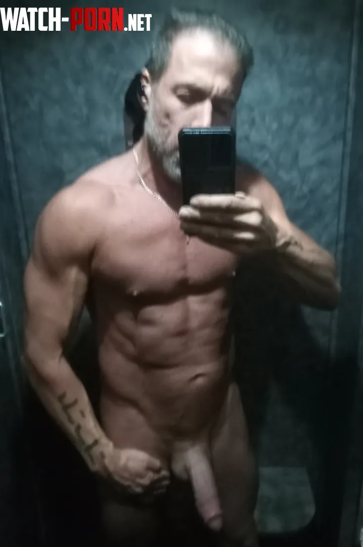 46 6 1794 lbs Just finished a cut and bulking and blasting again Stay tuned to watch me blow up  by RomanticDarkness