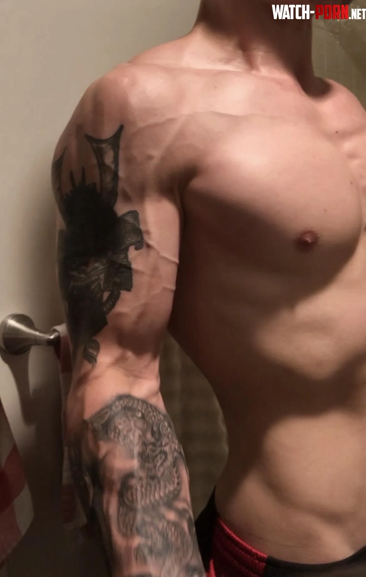 CUM lick my tatted up muscular ARM  by TheeGuyDerek