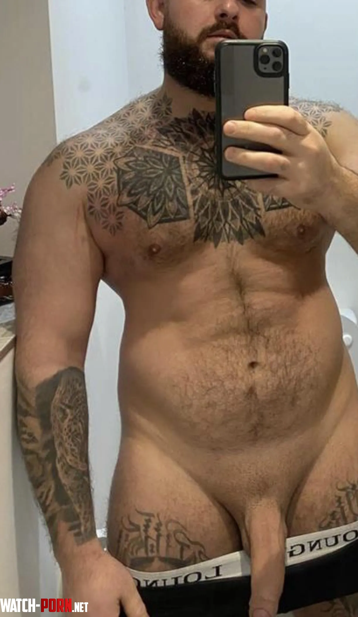 M42 6 95kg Dad bod but I like it  by Earsy-mcnose-face