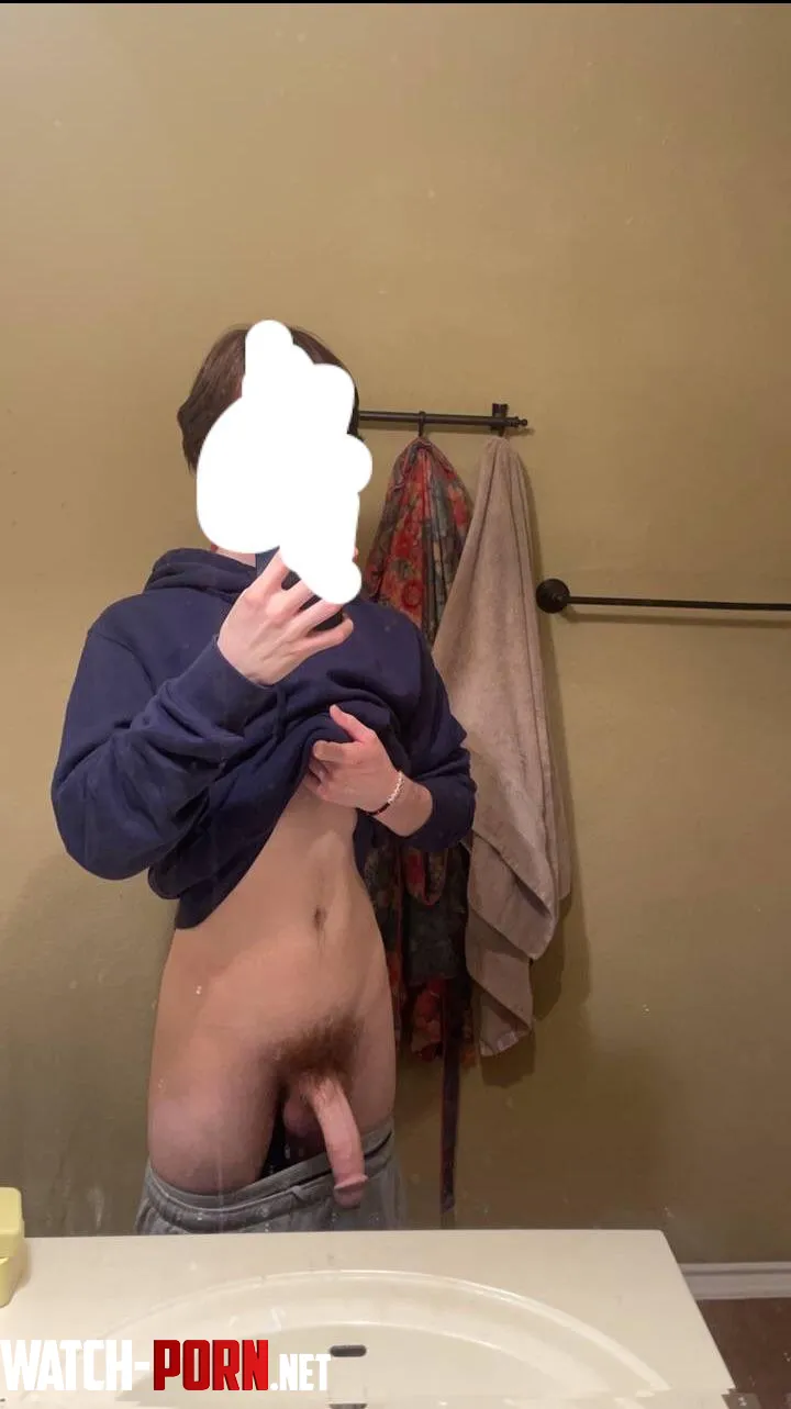 19 would you suck me off in the bathroom while my buddies are waiting outside by anonpeepe