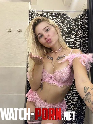 lauralove lauralove onlyfans by AlluringMonica