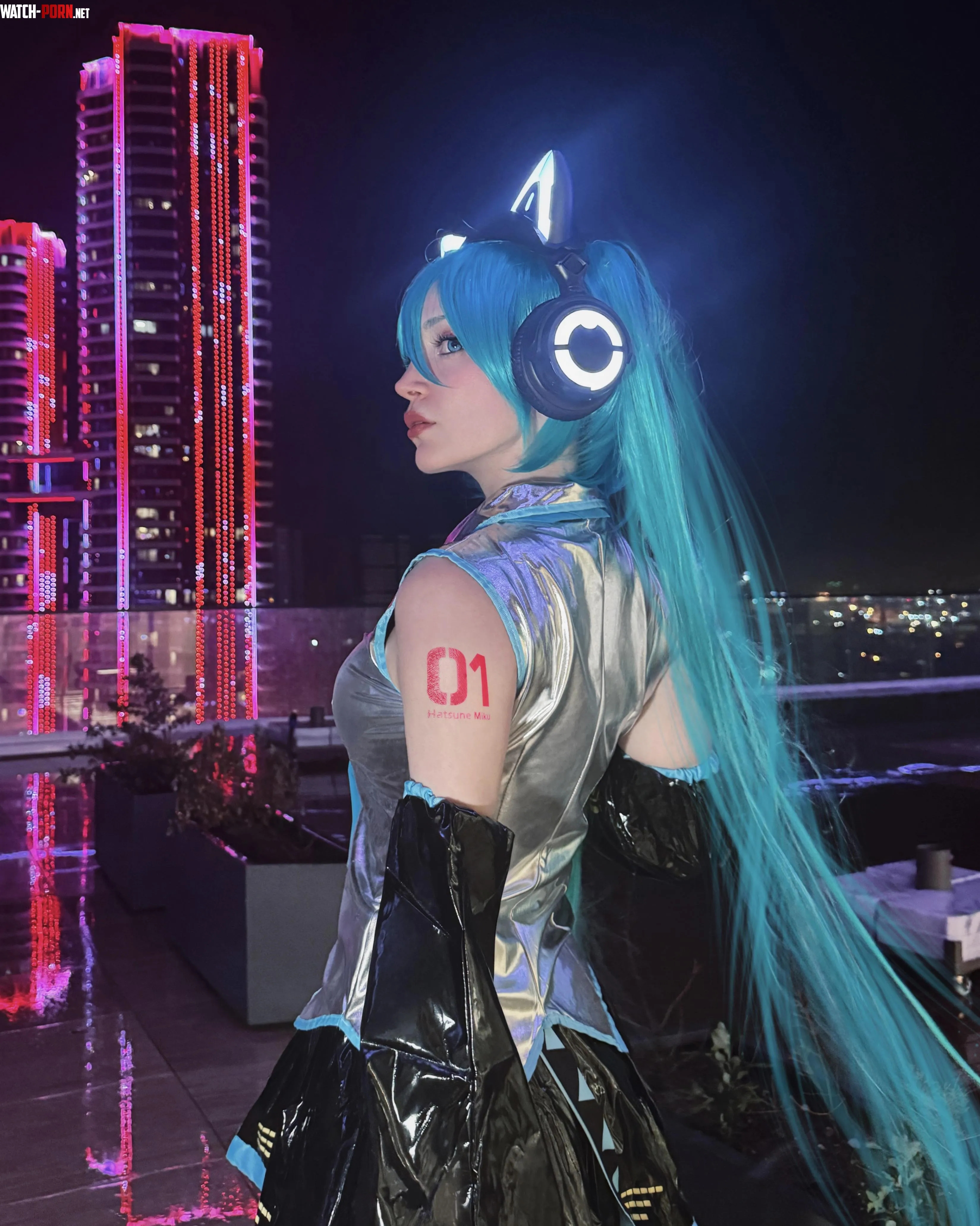 Miku the Fortnite girl cosplay by me  aldrean by Alldrean