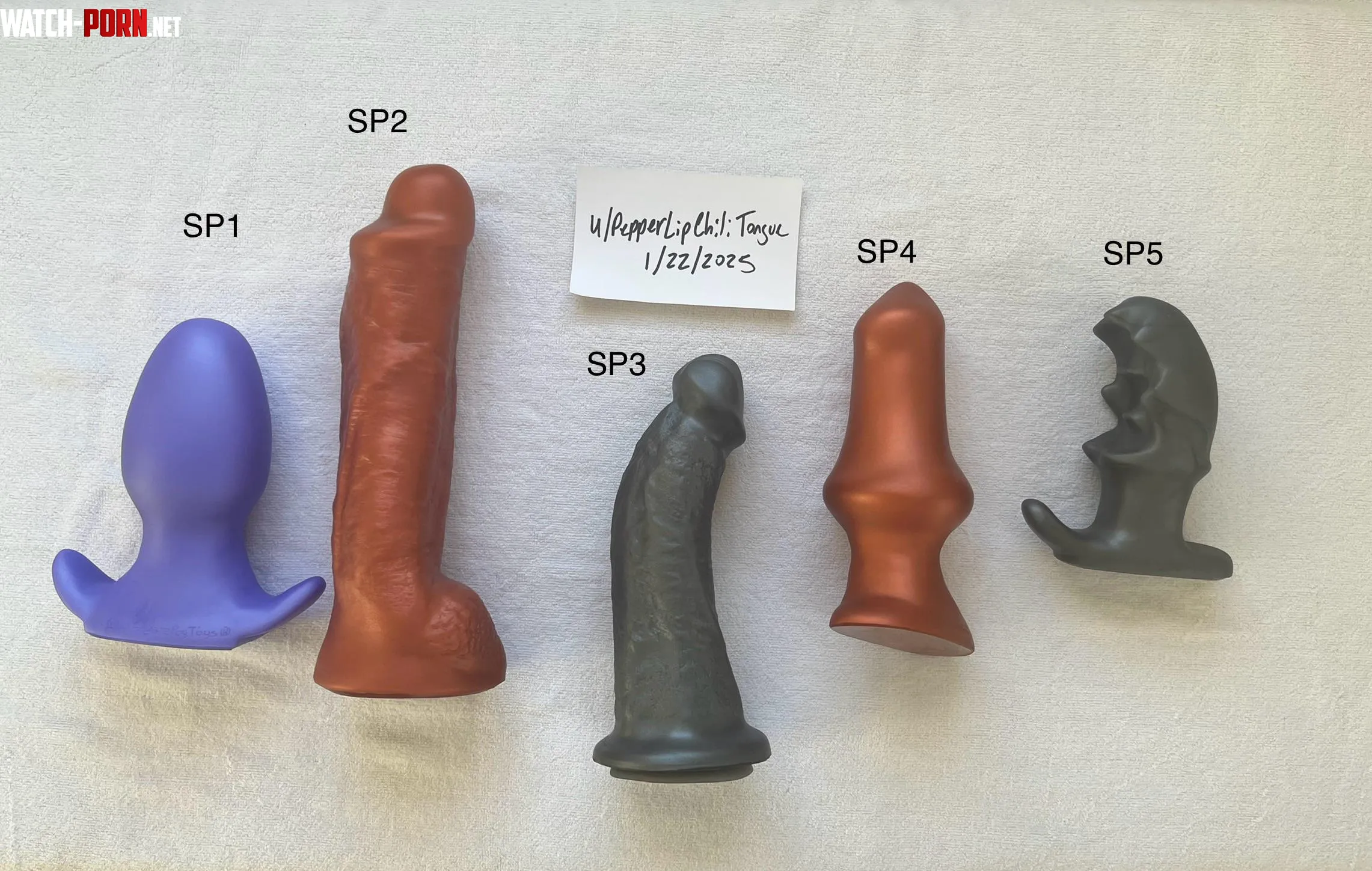 WTS Square Peg Toys Free Shipping CONUS  See OP Comments for the Details by PepperLipChiliTongue