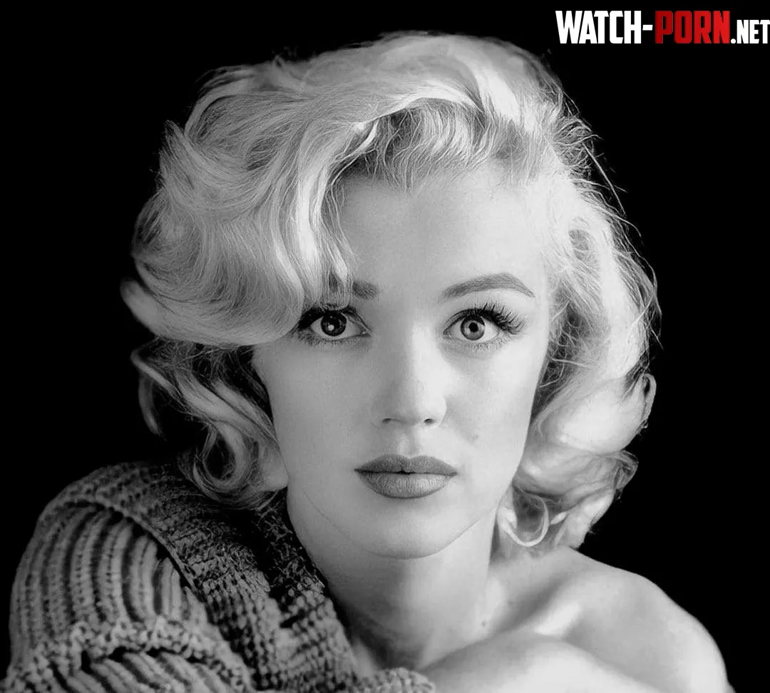 Marilyn Monroe by bloob_appropriate123