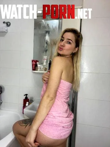 lauralove lauralove onlyfans by AlluringMonica