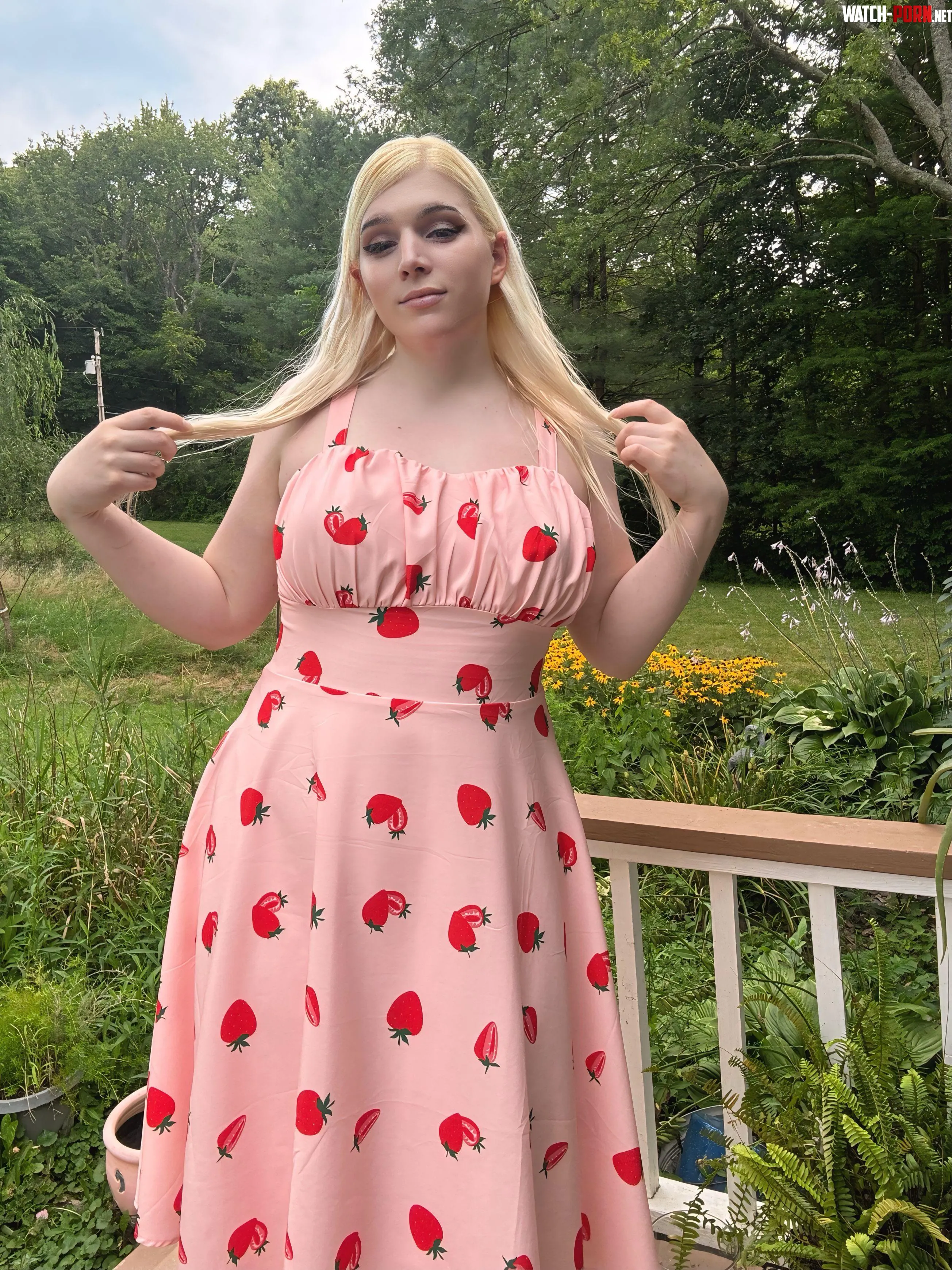 Strawberry dress  by realamandarae