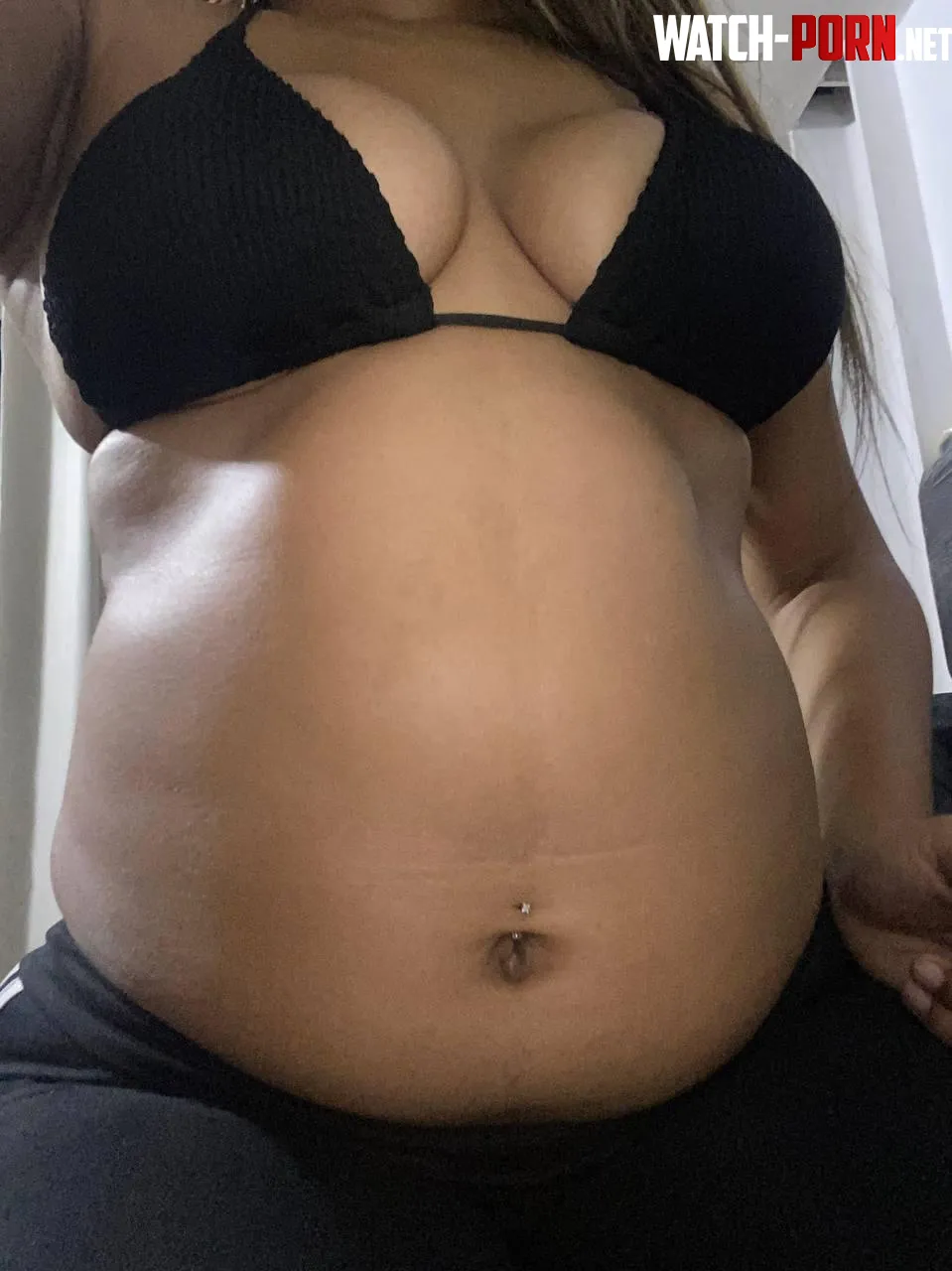 How would you rate my 4 month pregnant body by Hungry_20