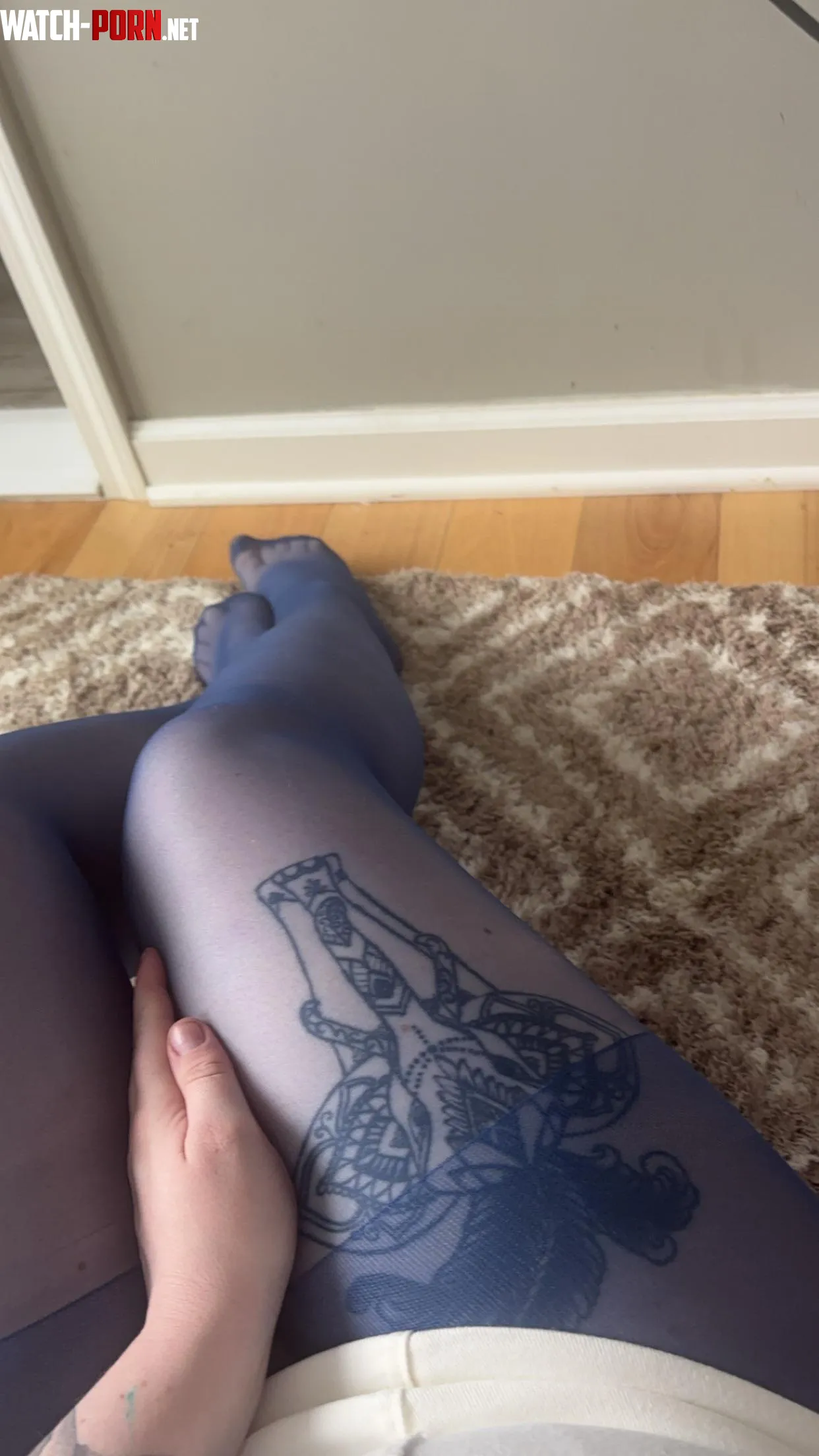 I love these blue pantyhose by altnylons