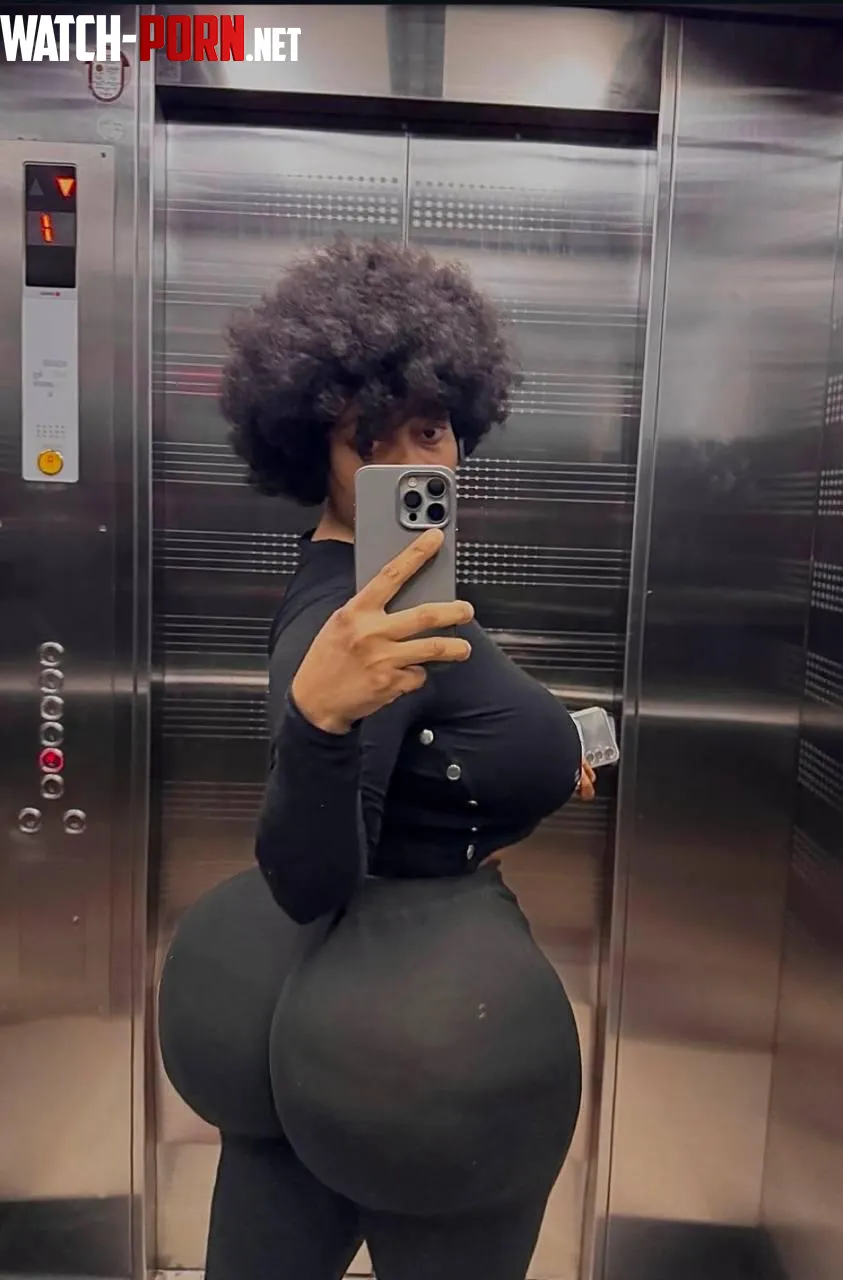 This big ol ass got me hard asf by kaiisfried