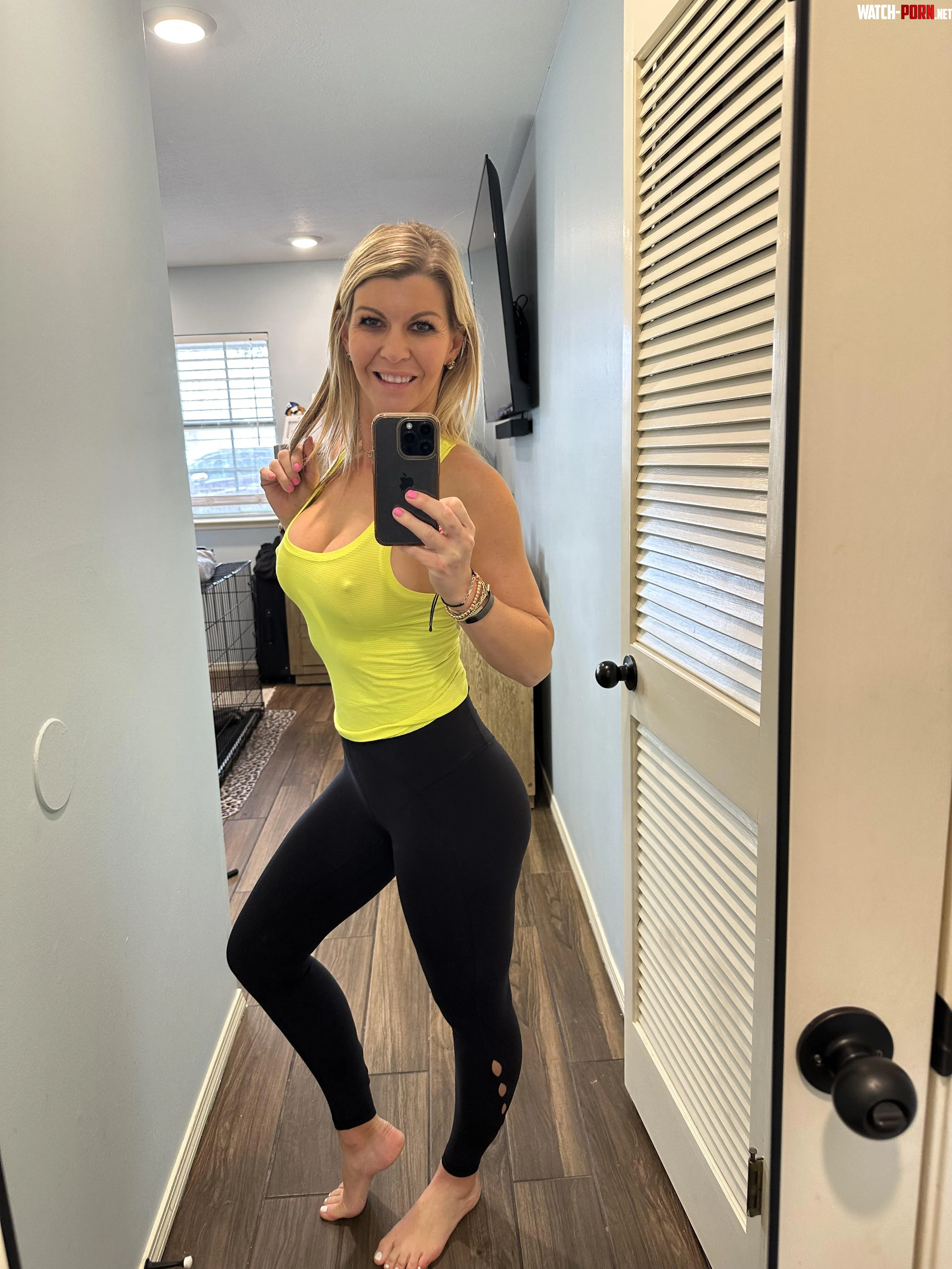 Just another gym mom in her gym outfit by fitnesswife1983