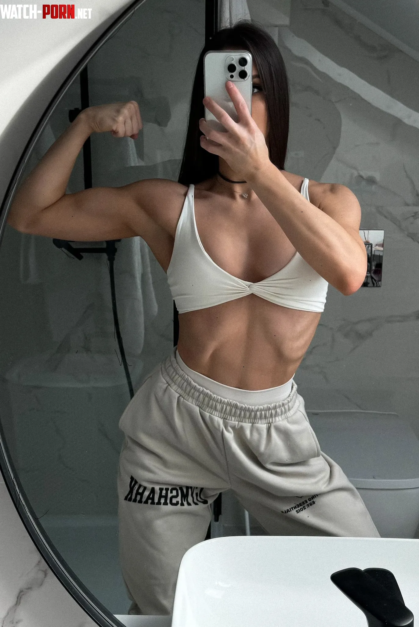 gym girl in top by gymxloverx