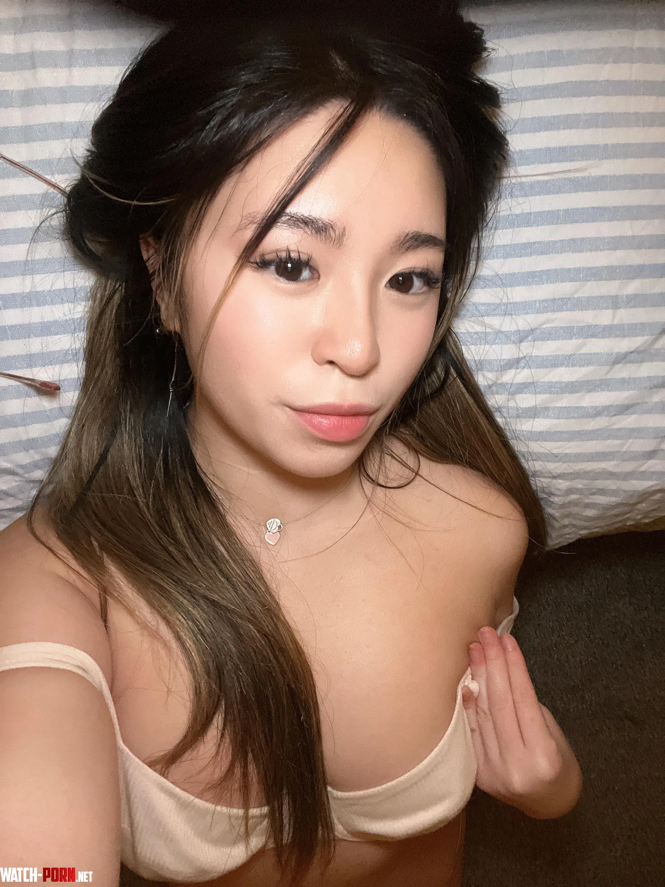 looking for a breedable asian girl w a creamy pussy well you found me hehehe by sw33t3std0ll