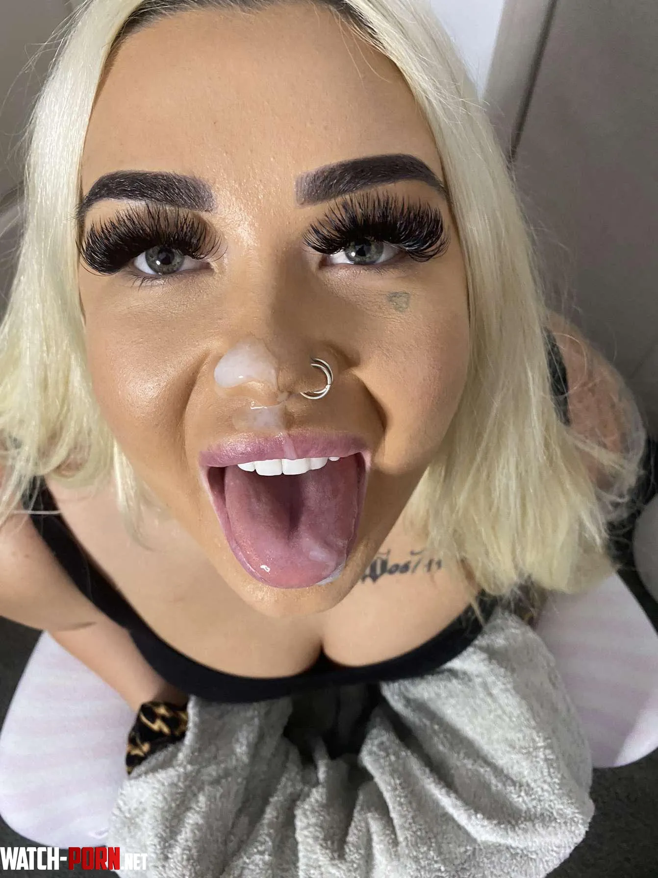 I want you to cum on my face by Brittanybarkway