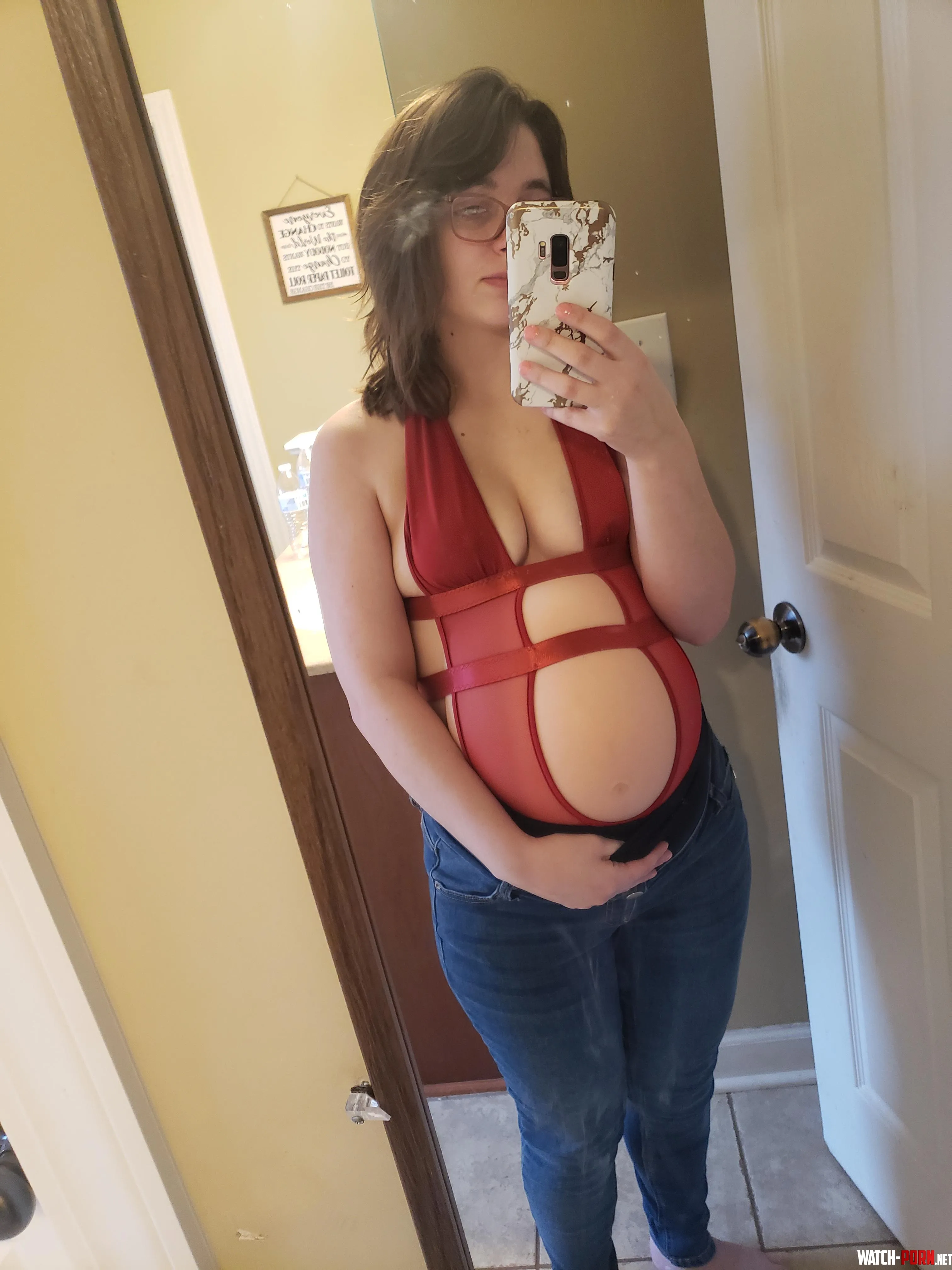 Im not sure how this fit over my bump Help me get it off by YourPregnantPrincess