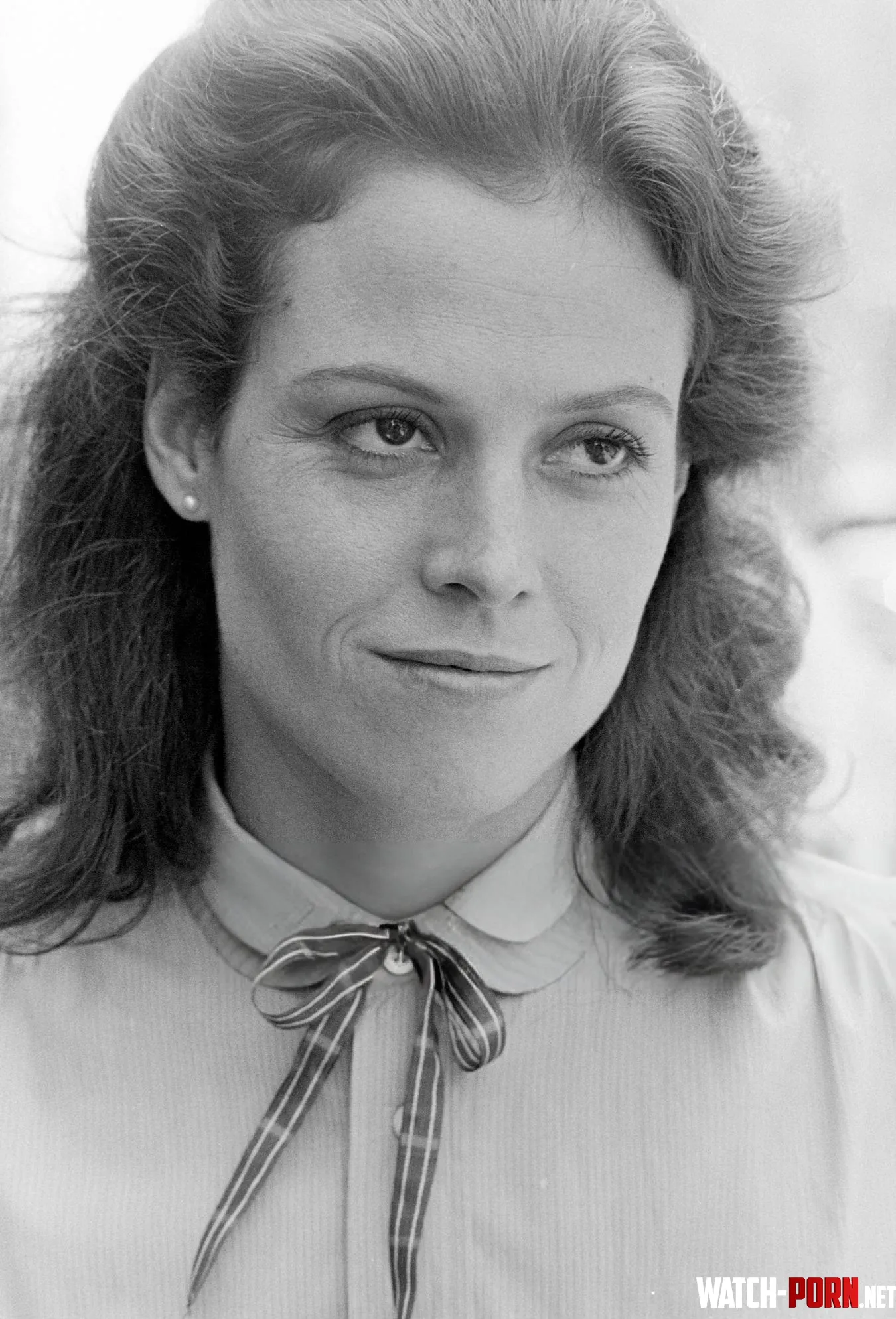 Sigourney Weaver 1980 by lust_4_death