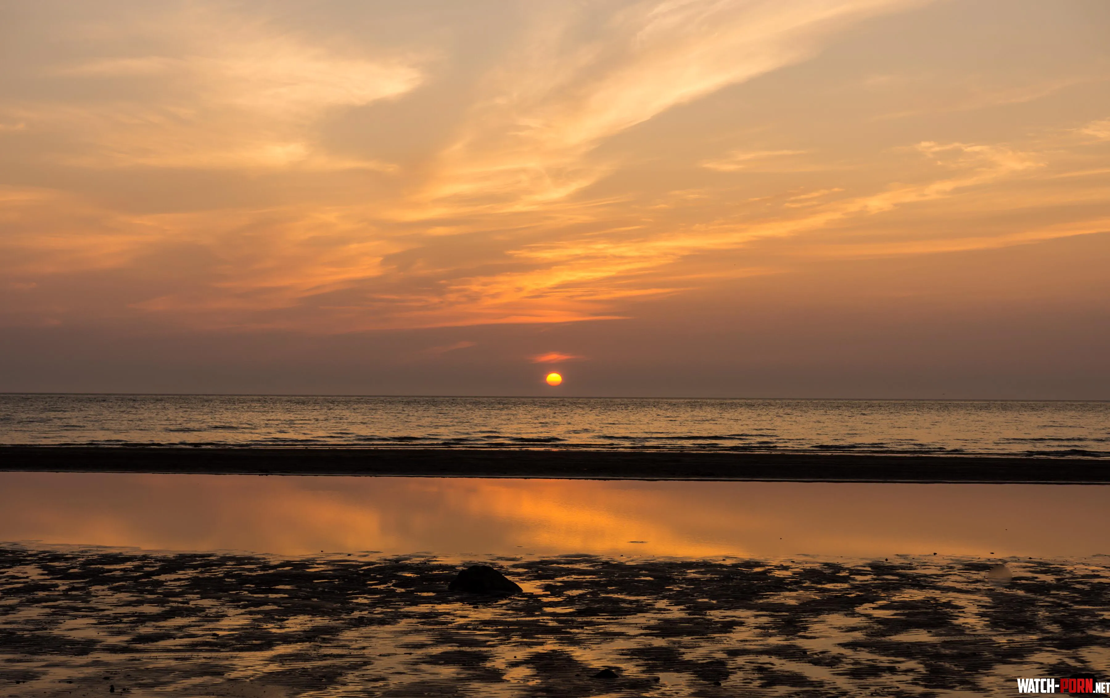 Beach sunset Sakhalin island by colapepsikinnie