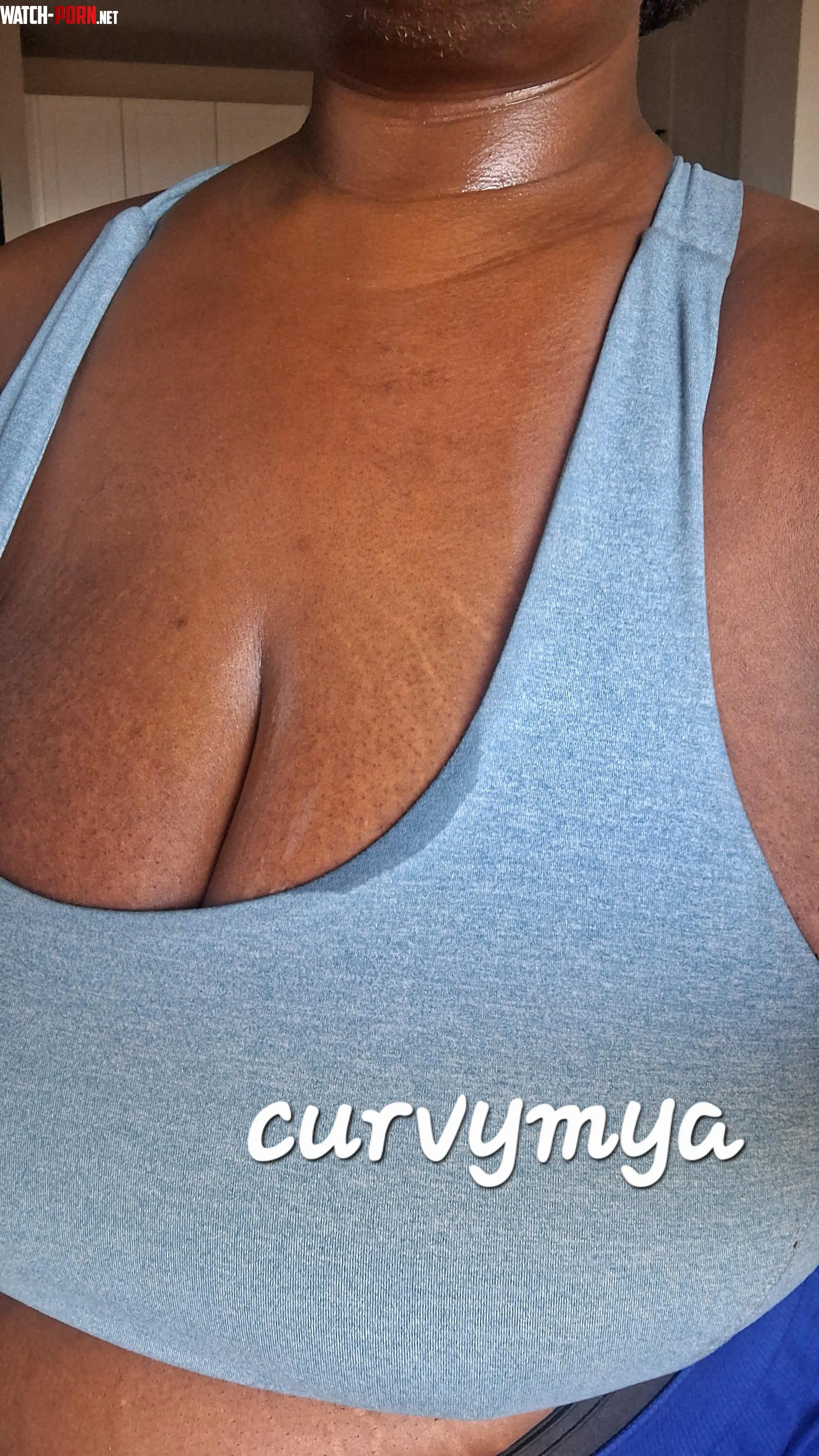 Just finished working outmy boobs are so sweaty by Curvymya