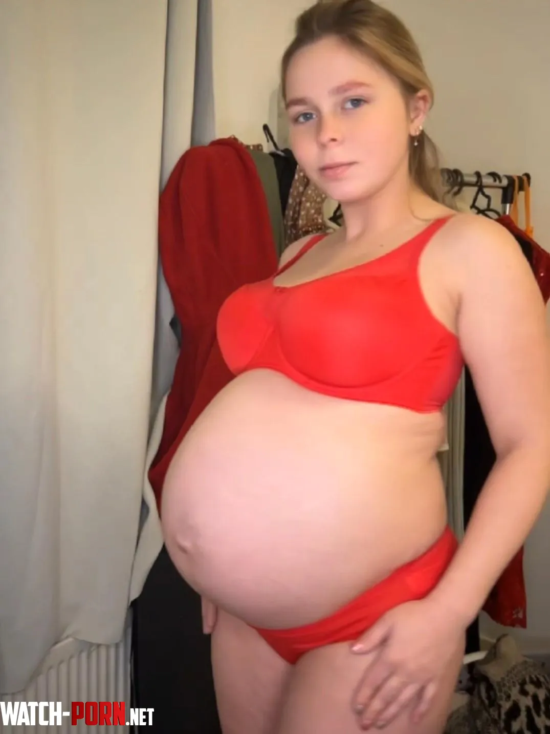 19yo pregnant by pregnant_brandi